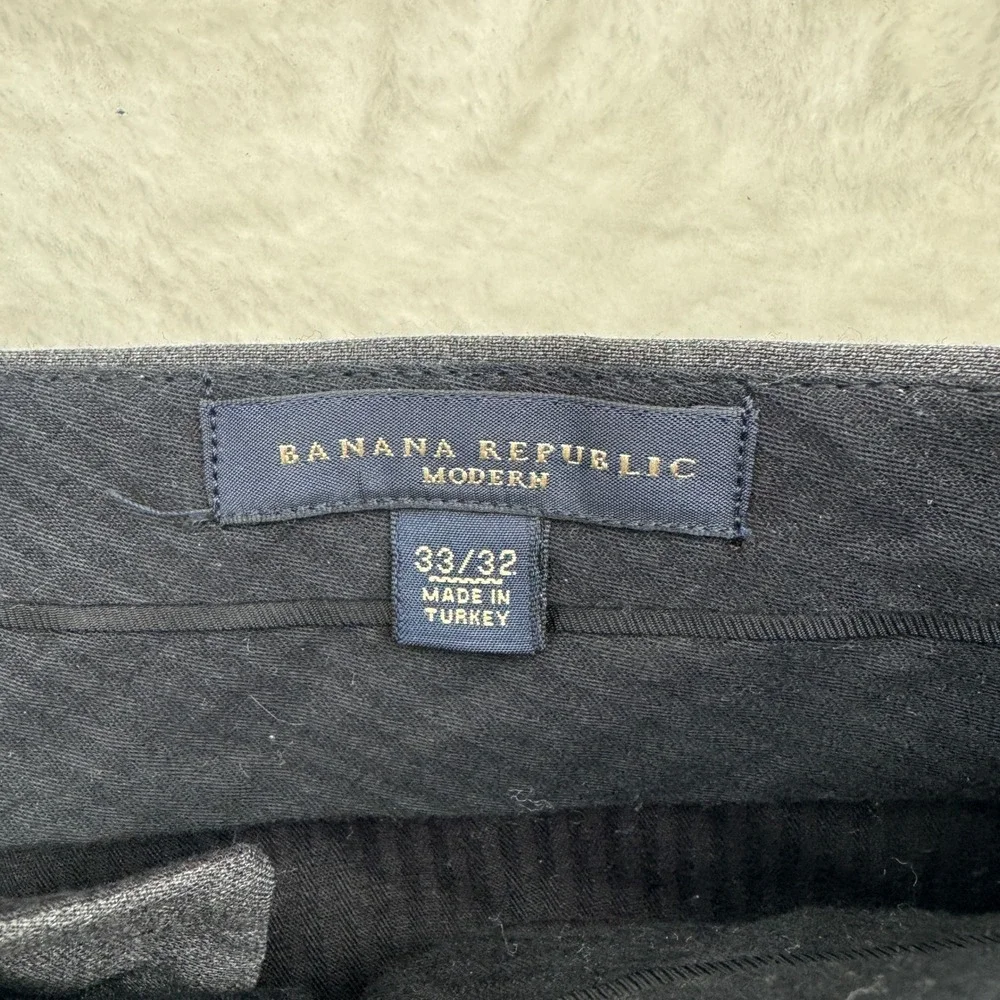 Banana Republic Dress Pants Mens 33x31 Grey Modern‎ Fit Wool Flat Front Trousers